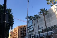 Mobile Crane Lift - Crainco Inc.